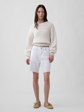 GAP White 8” Loose Bermuda Mid-Rise Cutoff Denim Shorts